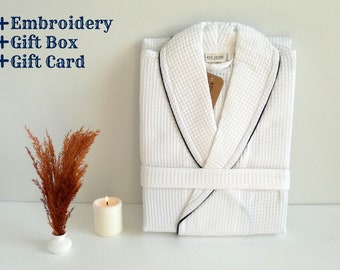White Custom Waffle Robe with Name | Bridal & Bridesmaid Robes | Anniversary, Father&#39;s Mother&#39;s Day Gift | Lightweight Cotton Bathrobe