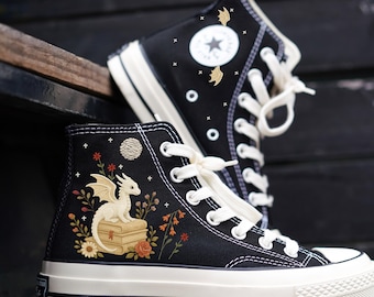 Converse con dragón bordado: zapatillas Chuck Taylor personalizadas