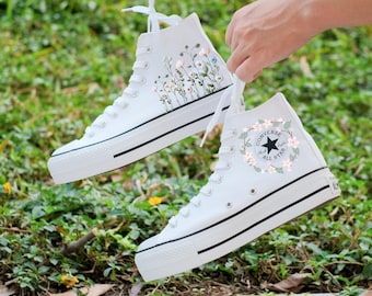 Zapatillas altas Converse con bordado personalizado: zapatillas florales