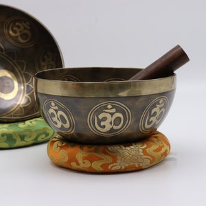 Spiritual 7 inches Special Om Carving Singing Bowl From Nepal-Meditation Bowl-Tibetan Singing Bowl- Blessing Bowls