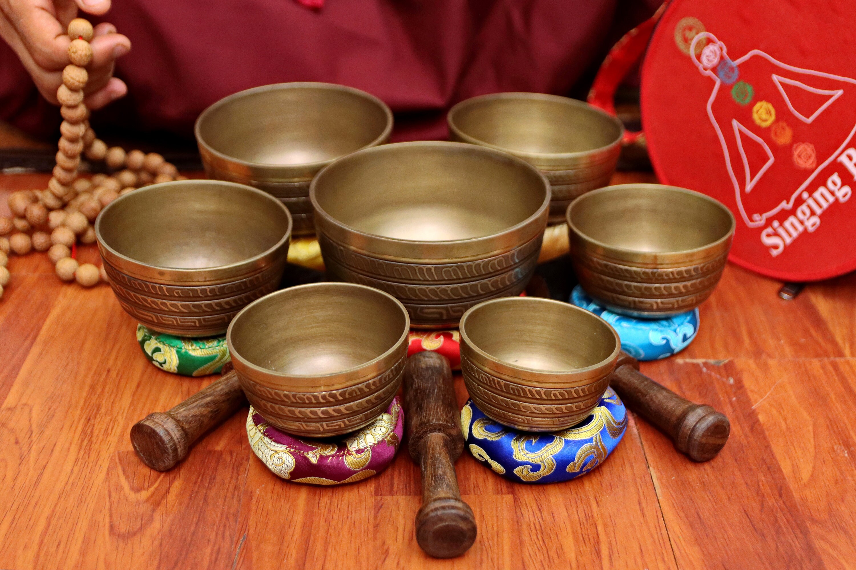 ネパール産天然シンギングボウル7個セット - 瞑想ボウル - チベット