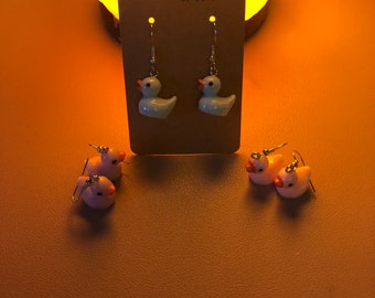 Duck earrings (purple, pink, blue, white, yellow)