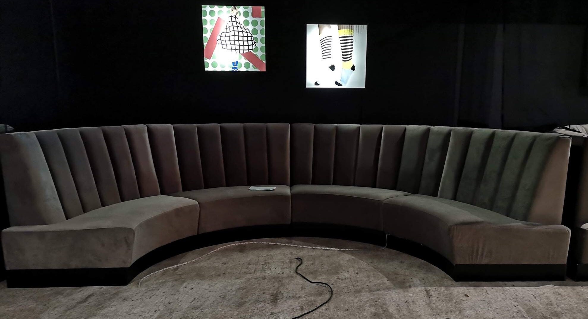 Restaurant corner sale booth seating
