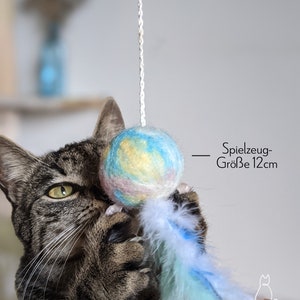 Katzenangel System Mika, Katzenspielzeug, Federspielzeug für Katzen, Filzball mit Glöckchen blau Bild 3