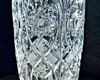 Massive, magnificent vintage lead crystal vase, hand-cut