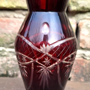 Bordeaux lead crystal vase, hand-cut