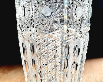 Magnificent, very beautiful lead crystal vase, hand-cut