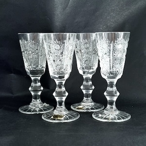 Set of 4 crystal (lead crystal) liqueur tumblers, hand cut