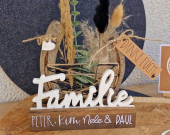 Hufeisen Deko zum hinstellen Glücksbringer Pferd Namensschild Familie Name personalisierbar Datum Geschenk zu Weihnachten Weihnachtsgeschenk