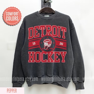 Detroit Red Wing Vintage Style Comfort Colors Sweatshirt T-Shirt,Detroit Wing Sweater,Hockey Fan Shirt,Retro Detroit Ice Hockey #H22