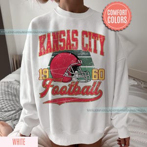 Vintage Style Kansas City Football Comfort Colors Crewneck Sweatshirt,Kansas City Football Sweatshirt,Womens Men Kansas City Shirt Gift FSE8 bild 4
