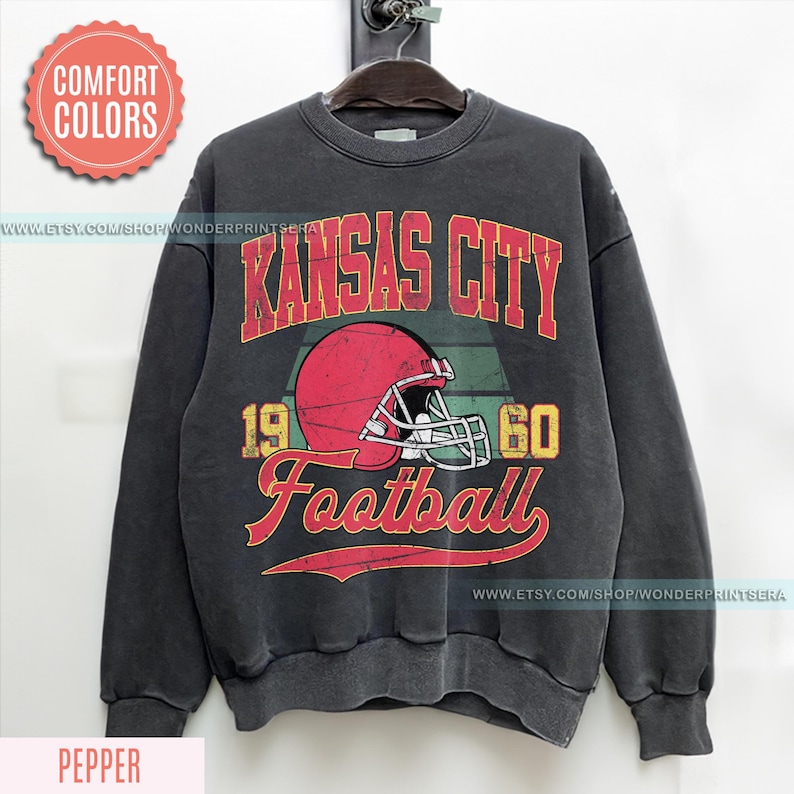 Vintage Style Kansas City Football Comfort Colors Crewneck Sweatshirt,Kansas City Football Sweatshirt,Womens Men Kansas City Shirt Gift FSE8 bild 1
