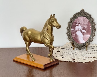 Collectible! Horse Figurine Sculpture Brass Desk Fireplace Decoration Rare Find