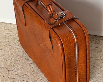 Retro travel suitcase vintage suitcase imitation leather 1960s Jaren