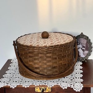 Vintage sewing box sewing box sewing basket 60-70s grandma&#39;s sewing box