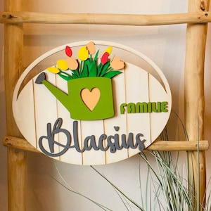 personalized wooden door wreath, door sign family, personalized decoration, moving in, spring country house gift shabby name, decoration door flower