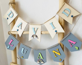 Naamslinger gemaakt van houten wimpel ketting met naam in gewenste kleur vele regenbogen en vormen om uit te kiezen, kinderkamer decoratie geschenk geboorte doop
