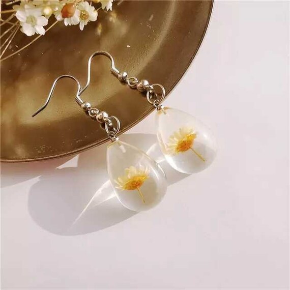 Earrings for shop girlfriends birthday