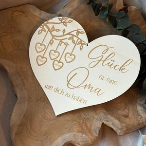 Wooden heart personalized with desired text and name for grandma, mom / happiness is to have a grandma like you