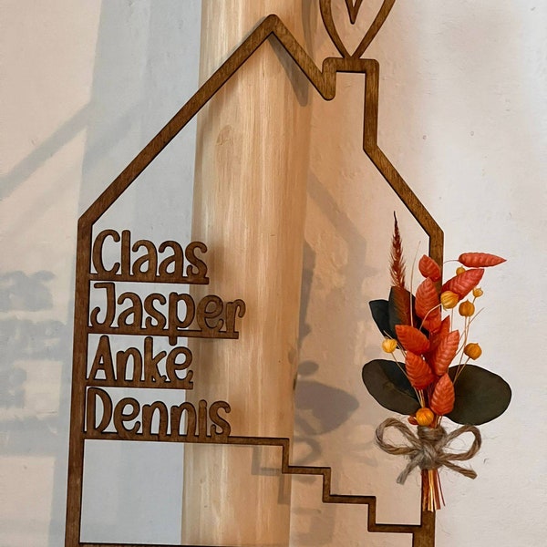 Haus mit Namen, Holzhaus personalisiert, Trockenblumen personalisierte Deko Einzugsgeschenk, Türschild Familie, Geburtstagsgeschenk Hochzeit