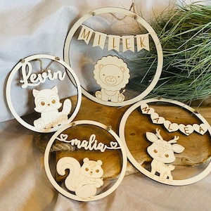 Personalisiertes Namensschild, Türschild, Holzschild Kinder Baby, Geschenk Geburt Taufe Geburtstag Tiere Löwe Reh Patenkind Kinderzimmerdeko