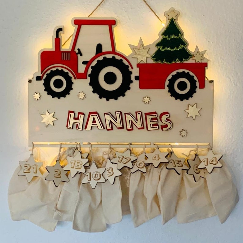 Adventskalender XXL Traktor aus Holz, personalisiert mit Wunschtext und in Wunschfarbe, Geschenkidee, Babys Weihnachten, Advent, Nikolaus Bild 1