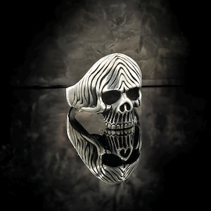 Handcrafted Sterling Silver Skull Ring: Gothic Biker Jewelry