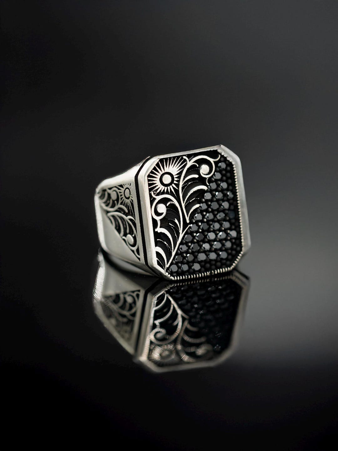 Men's Sterling Silver Vintage Signet Ring – Black Onyx Look