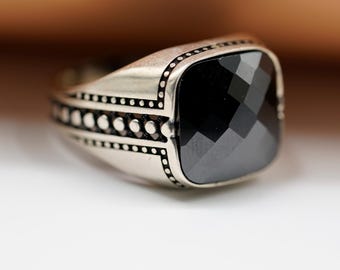 メンズ スターリングシルバーリング ブラックファセットストーン付き - ヴィンテージスタイルのオニキス風シグネットリング、ハンドメイドの酸化トルコ製ジュエリーギフト