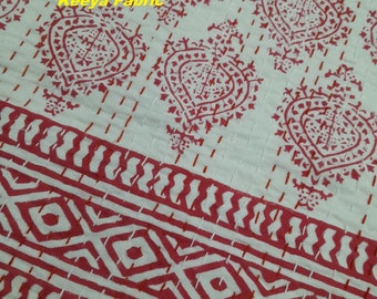Edredón Kantha floral rojo: colcha de algodón india hecha a mano