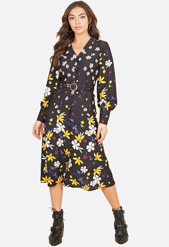 Horn top button dress