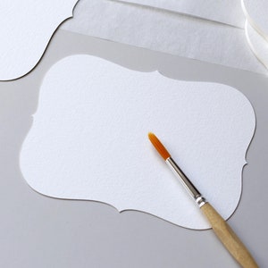 Blanko Postkarten aus Aquarellpapier mit geschwungenem Rand zum Selbergestalten