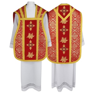 Roman Chasuble with stole, burse, maniple and chalice veil