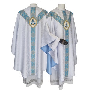 Marian Semi-Gothic chasuble with stole