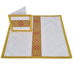 Burse with chalice veil