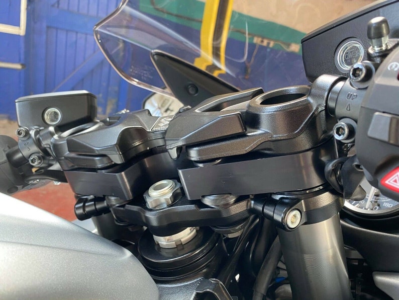 Suzuki Gsxr 1300 Hayabusa 27mm Bar Riser Kit for Gen 3 2021 Etsy