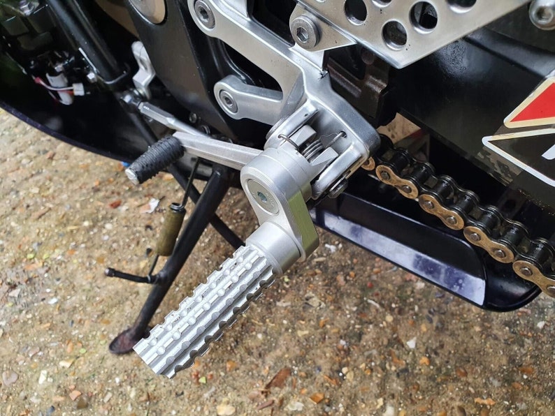 Ktm 690 Duke Radial Adjustable Front Foot Rest Foot Peg Lowering Kit