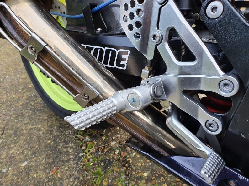 Suzuki Gsxr 1000 Adjustable Front Foot Rest Foot Peg Lowering Kit 2005