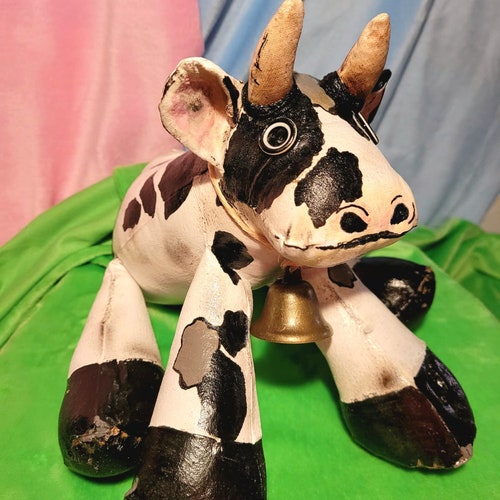 Cow Sculpture, Cow Dolls, Cow shops Art, Soft Sculpture, Home Decor, Country Decor, Folk Art, Homestead Decor, Love Cows, Bovine Art, Art Dolls