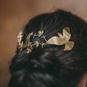 Silver or Gold bird bridal hair comb with fairytale & princess style perfect as a back crown or headpiece for a romantic garden wedding.