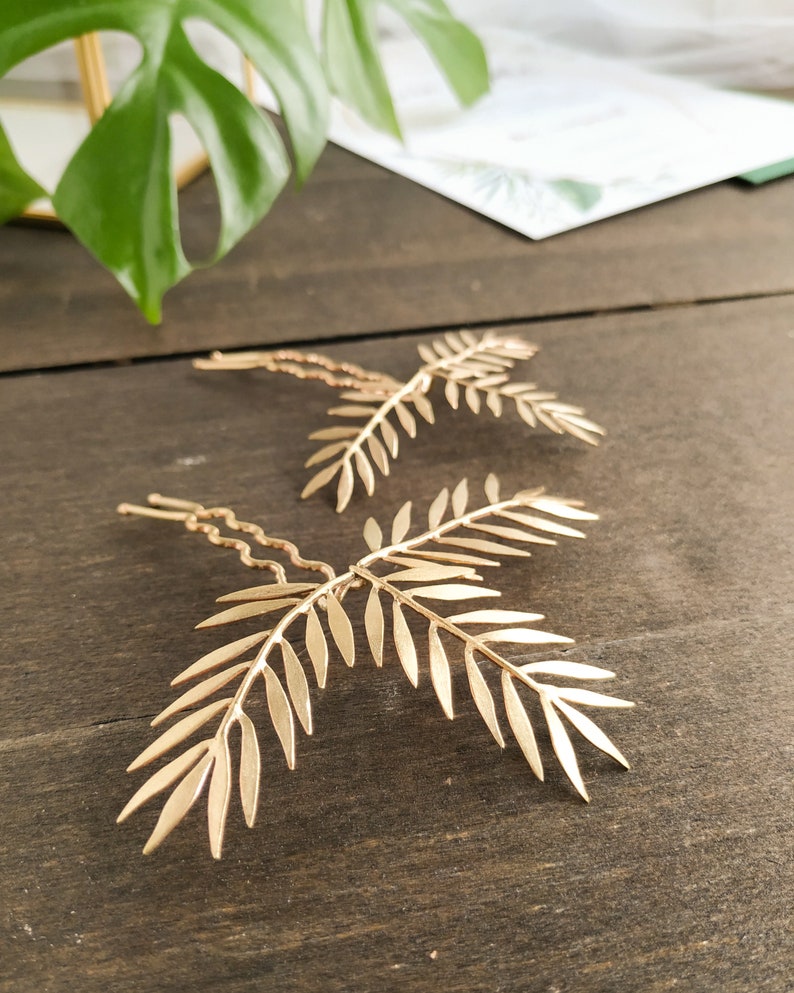 Beach wedding hair pins with tropical leaves, Tropical wedding headpiece with Gold Palm leaves, Bridal hair piece for beach boho wedding image 7