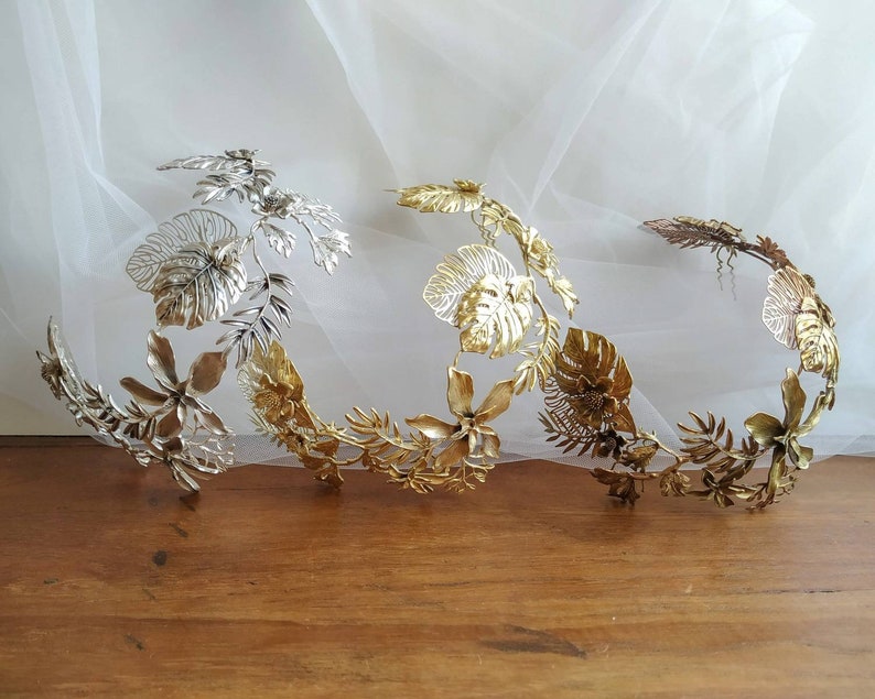 Leaves jewelry bridal crown for Boho beach wedding, Bridal headpiece, Semi Bridal wreath with monstera leaves, Summer wedding headpiece image 7