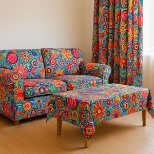 Retro Floral Print Fabric: Colorful Swirls, Bold Blooms - Upholstery & Decor