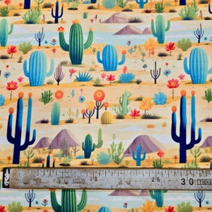 Südwestlicher Wüstenstoff - Kaktus- und Sukkulentendruck - Bunte Wüstenlandschaft - Boho-Naturmuster - Wildwestgebirgsszene