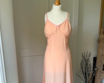 Vintage Original 1930s 1940s Slip Dress. Peachy Salmon Acetate Rayon Frilled Hem Longer Length Pink Picot Trim Shaped Bodice Small 34”