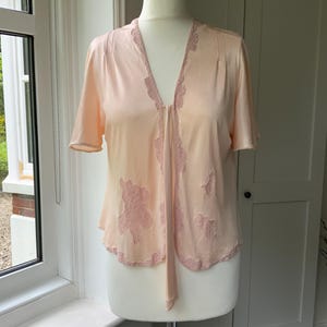 Vintage True 1930s 1940s Bed Jacket Boudoir Top Lingerie Peachy Tricot Satin Lace Trim Tie Front M Size 35 36 Inches
