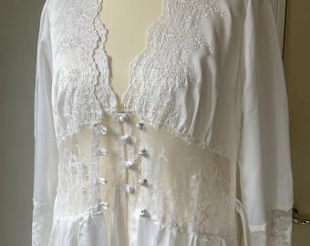 Vintage 1970s 1980s Bert Yelin USA White Peignoir Set Romantic Bridal Silky Satin Lace Petite Bust 31 32