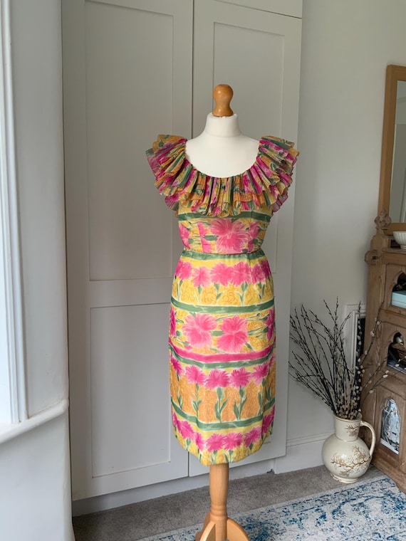 vintage wiggle dress Unique Plus Size 1960s Black Criss Cross Halter Penelope Wiggl Fit Advice Vintage Velvet Swing Dress Uk