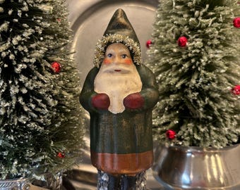 Deiter. Chalkware Santa Claus. Bellsnickle.