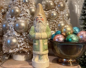 Mint Dreams. Chalkware Santa Claus